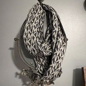 Michael Kors infinity scarf